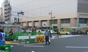 ｾﾉﾊﾞ付近の交差点に横断歩道